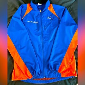Like New Mint Condition Mizuno. Blue & Orange  Jacket